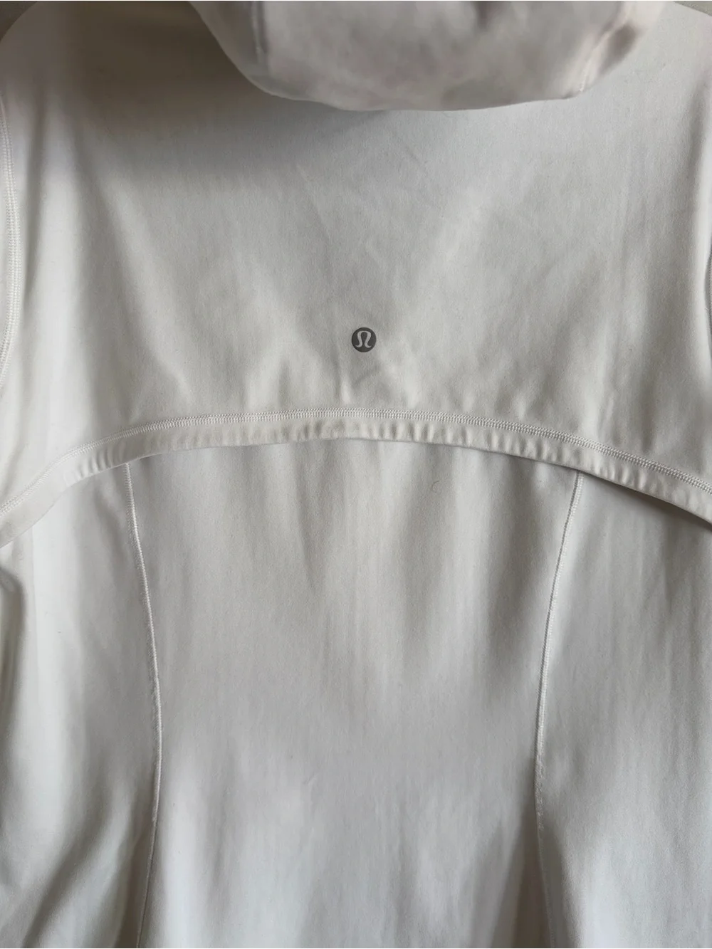 Lululemon hooded define jacket - Picture 4 of 4